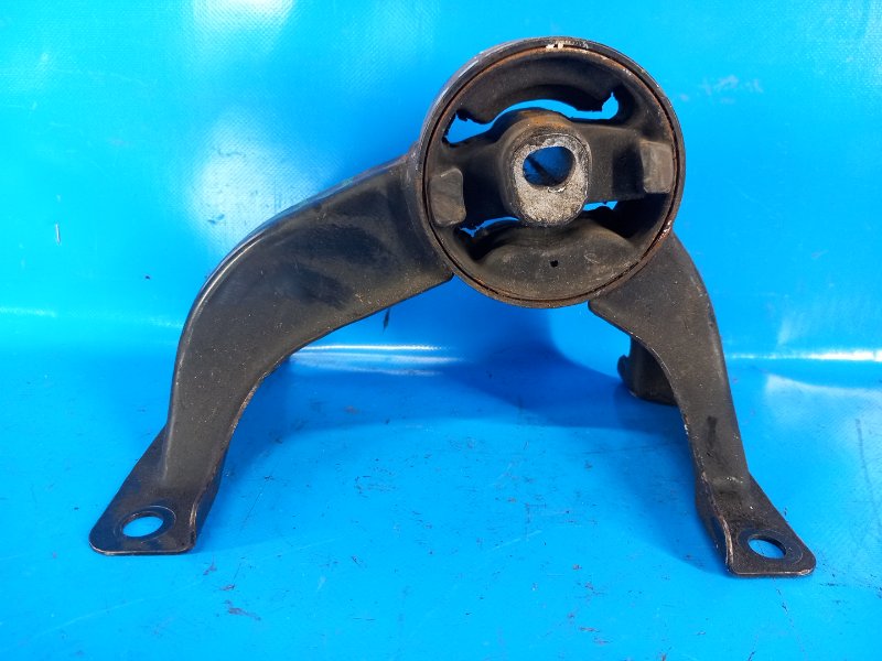 Lower engine mount for Chrysler 200 10-14 2013
