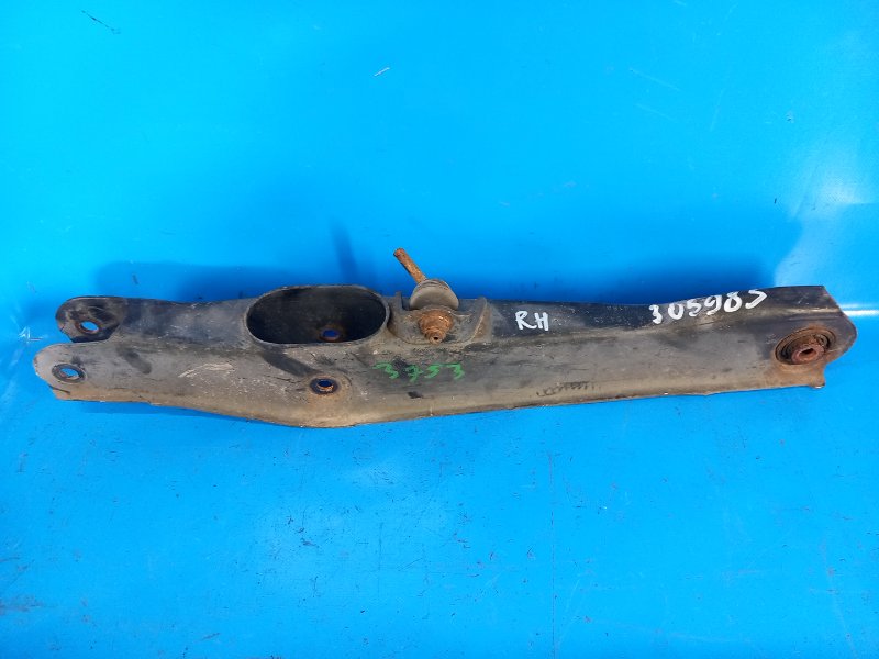 Rear suspension wishbone transverse CHRYSLER 200 10-14 2013 Right.