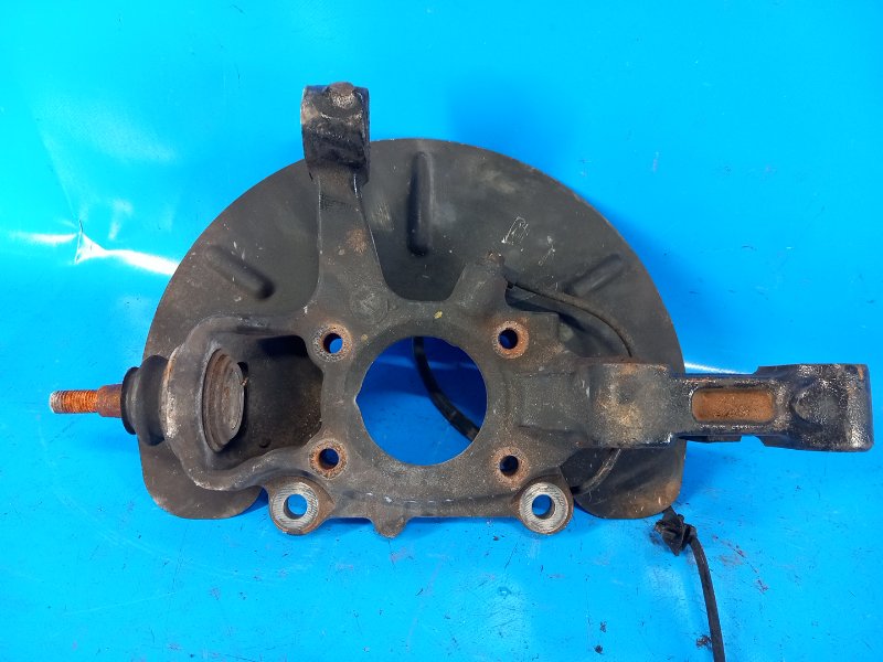 Steering knuckle CHRYSLER 200 10-14 2012 Left. Front.