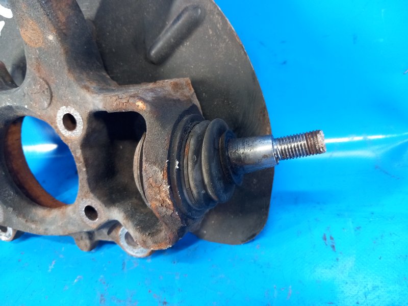 Steering knuckle CHRYSLER 200 10-14 2013 Right