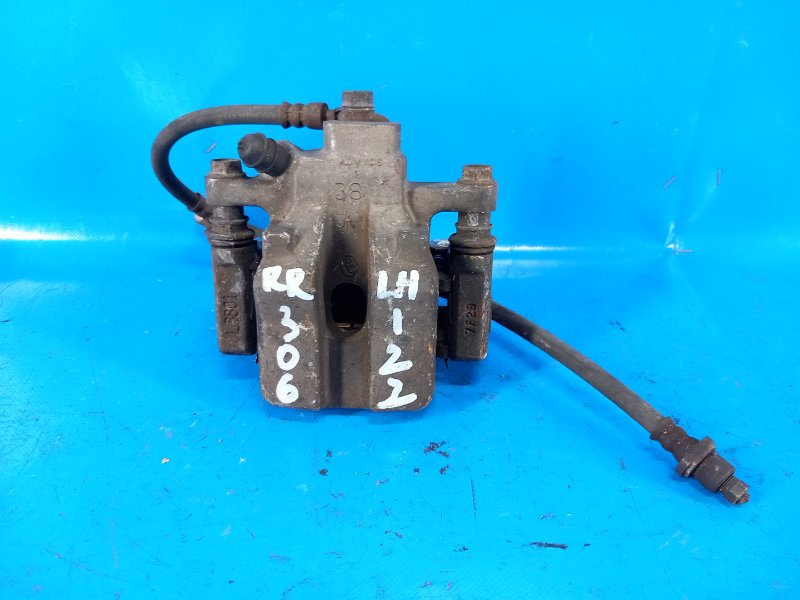 Brake caliper TOYOTA CAMRY 40 06-11 2007 Left. Rear.