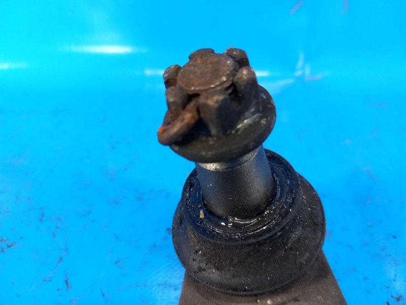 Ball joint TOYOTA CAMRY 40 06-11 2007 Left. Front.