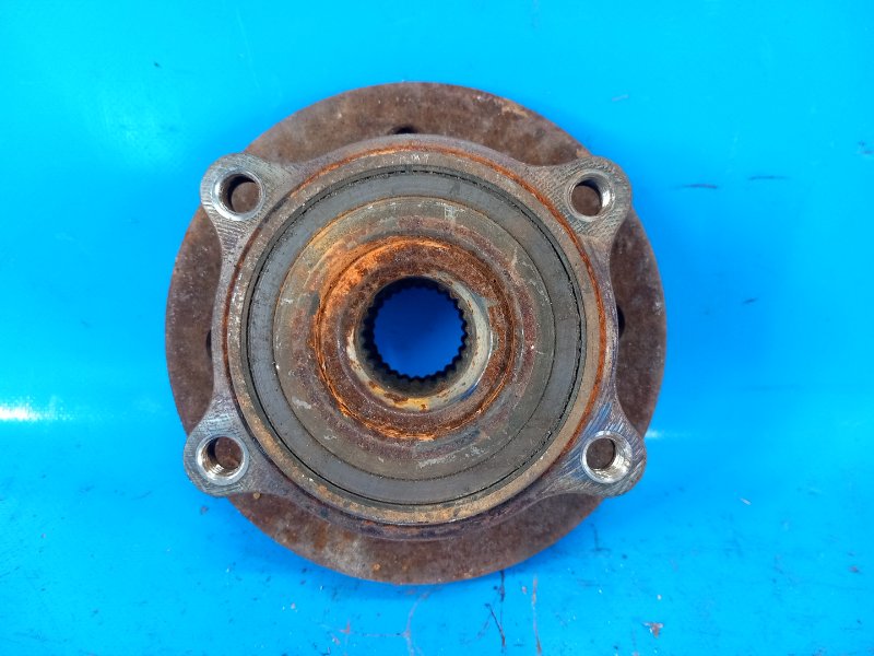 Hub MINI COOPER S R57 09-15 2011 Right. Before.