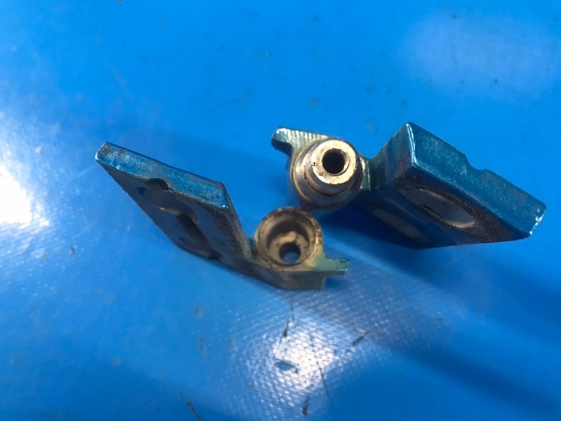 Lower door hinge MINI COOPER S R57 09-15 2011 Left. Front.