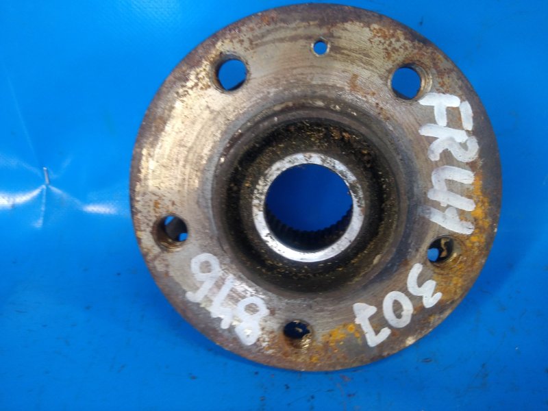 Hub AUDI A6 (C7) 11-18 2011 Left. Before.