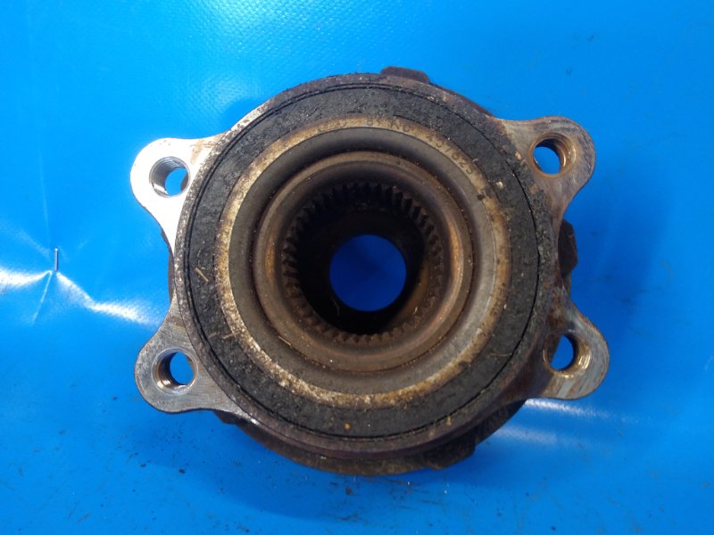Hub AUDI A6 (C7) 11-18 2011 Right. Rear