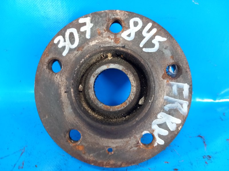 Hub AUDI A6 (C7) 11-18 2011 Right. Before.