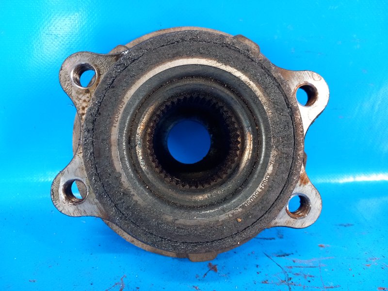 Hub AUDI A6 (C7) 11-18 2011 Right. Before.