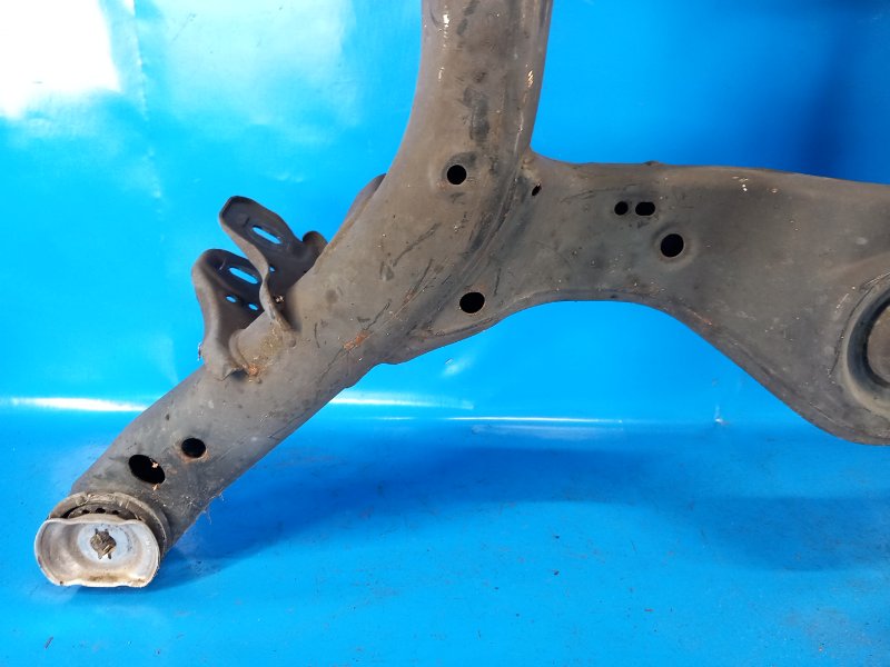 Rear suspension beam AUDI A6 (C7) 11-18 2011