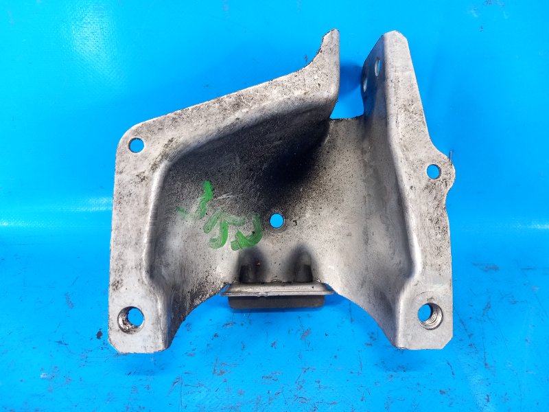 Engine mount bracket AUDI A6 (C7) 11-18 2011 Left.