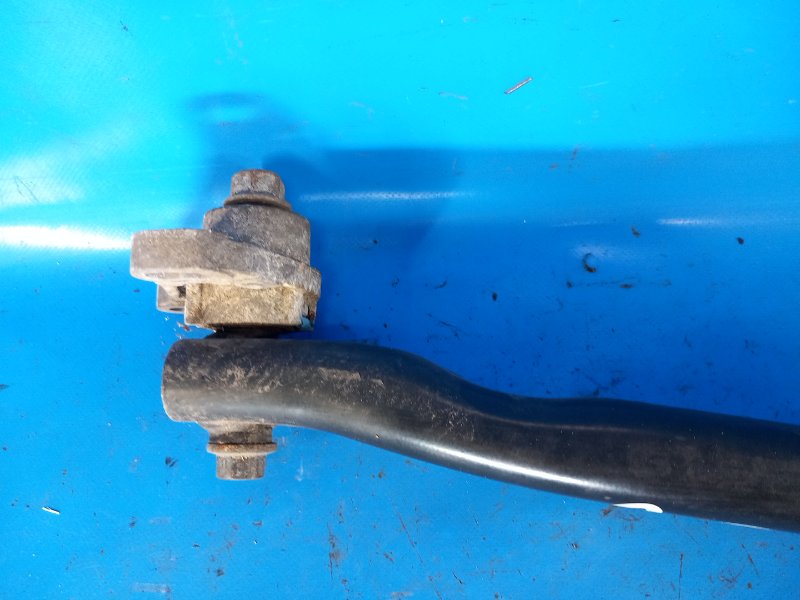 VOLVO XC70 00–07 2006 body strut