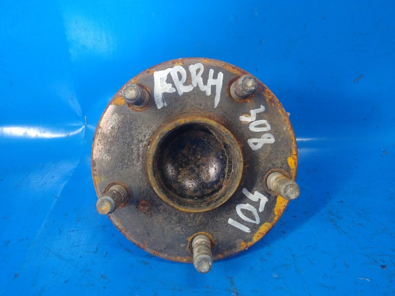 Hub LEXUS IS250/350 05-13 2013 Right. Before.