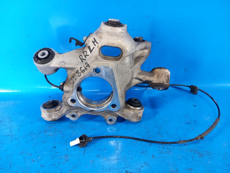 Trunnion MAZDA MX-5 15- 2018 Left. Rear.