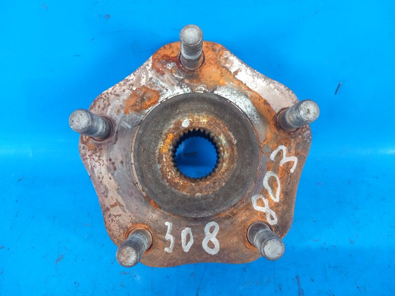 Hub NISSAN SENTRA B17 12-21 2013 Right. Before.