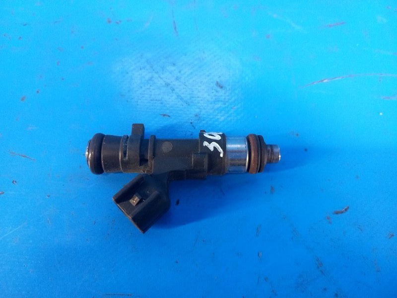 Fuel injector for Volvo S60 10-13 2012