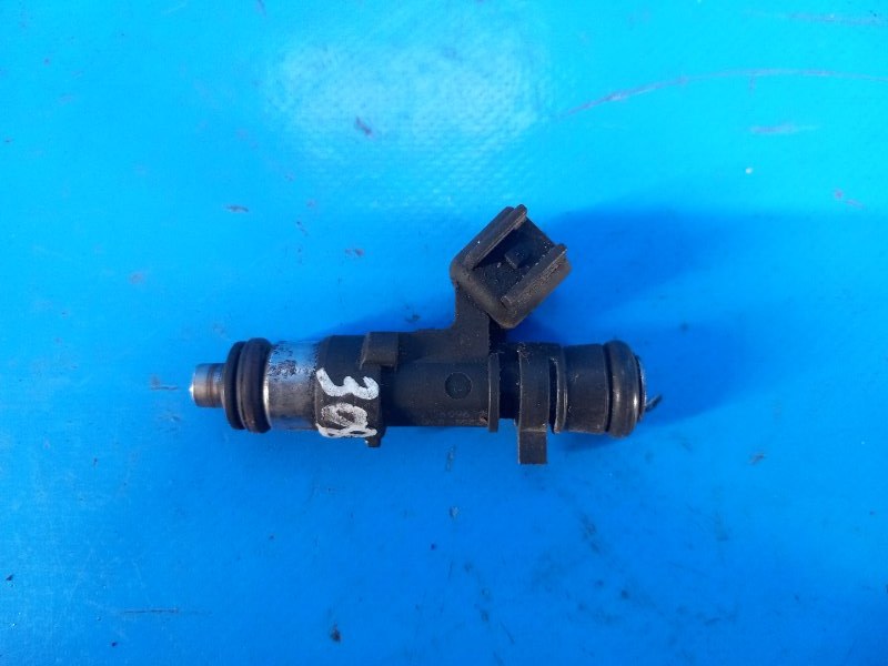 Fuel injector for Volvo S60 10-13 2012