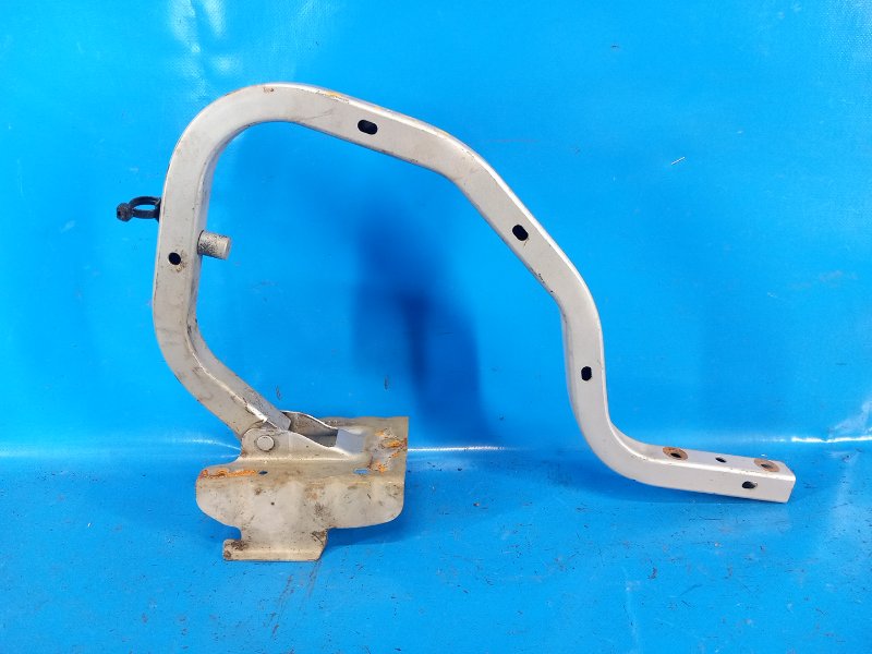 Trunk lid hinge NISSAN SENTRA B17 12-21 2013 Right.
