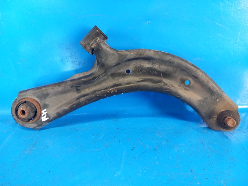Lower front suspension arm NISSAN SENTRA B17 12-21 2013 Right.