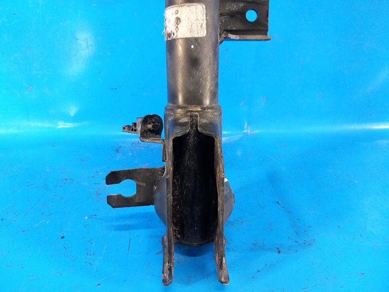 Shock absorber MAZDA 3 BK 03-08 2006 Left. Front.