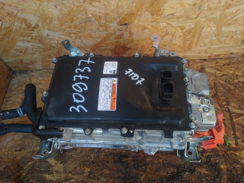 Toyota Prius 16-2016 Inverter