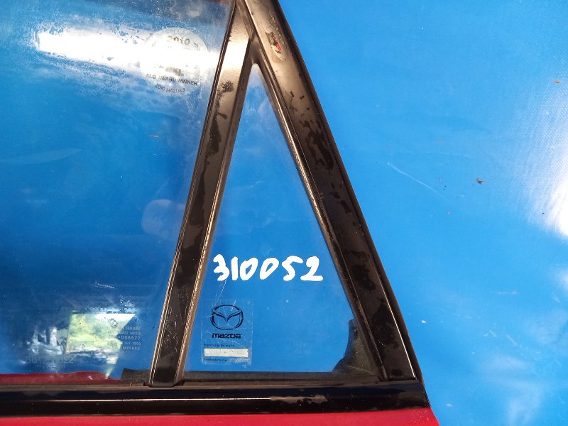 Door glass blind MAZDA 3 BL 09-13 2009 Left. Rear.