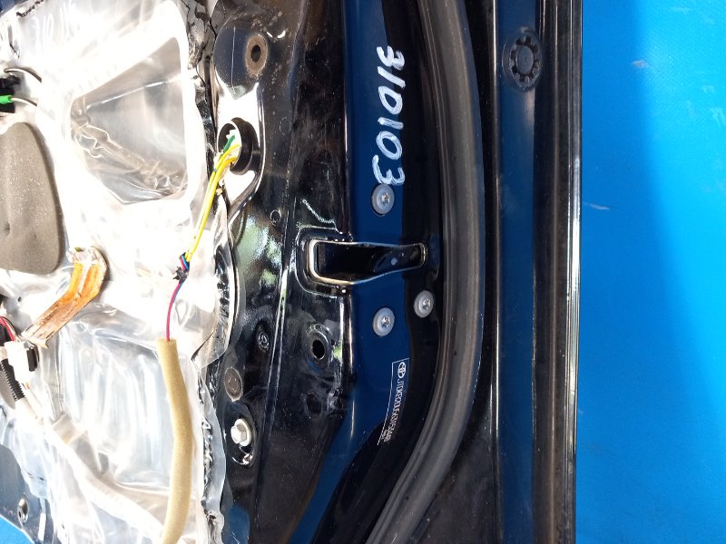 Door lock TOYOTA PRIUS - 20 03-11 2006 Right Front.
