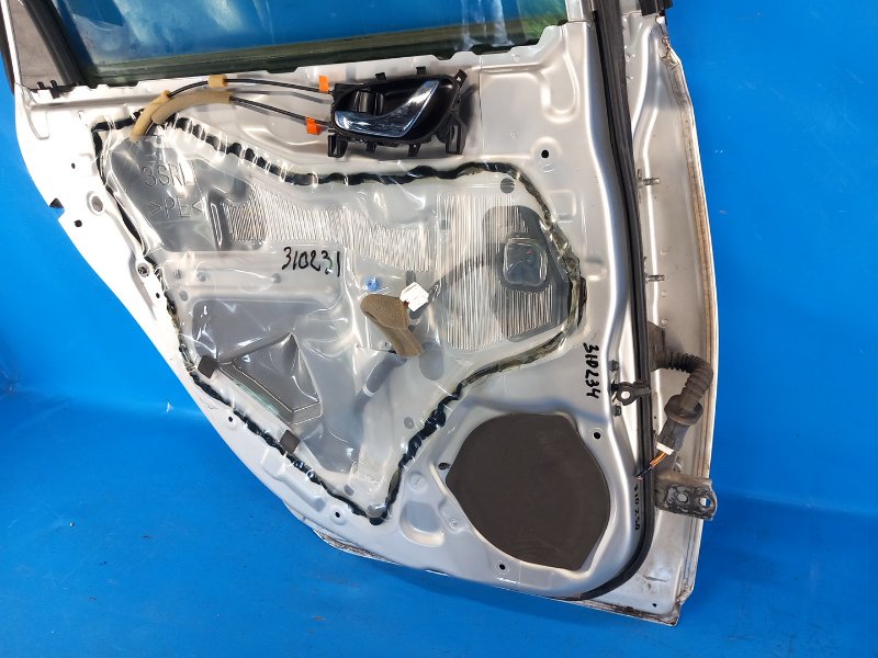 Door NISSAN SENTRA B17 12-21 2015 Left. Rear.
