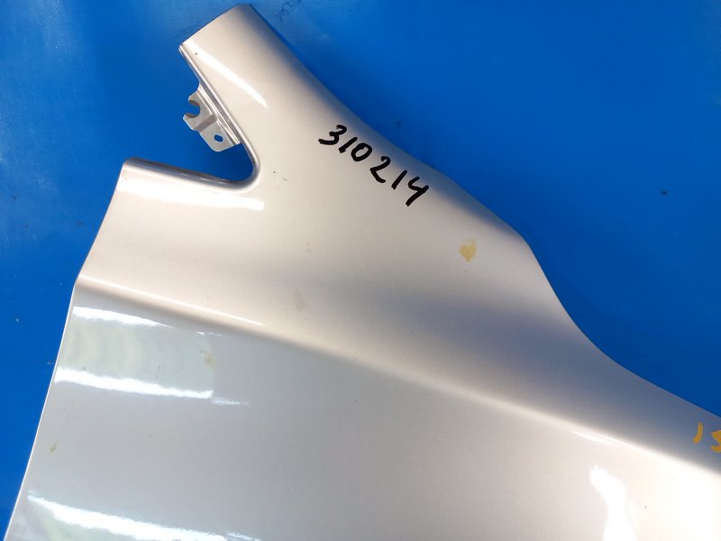 Front wing NISSAN SENTRA B17 12-21 2015 Right.