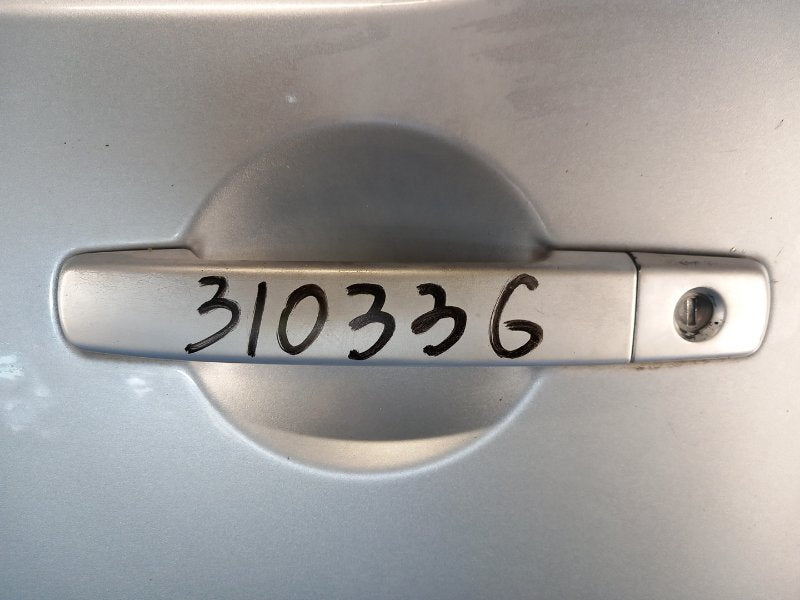 Outer door handle NISSAN PATHFINDER R51 04-14 2004 Left. Front.