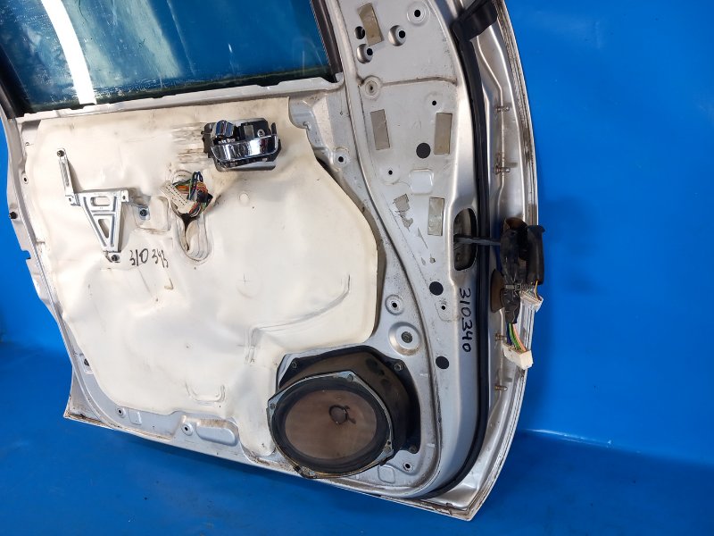 Door NISSAN PATHFINDER R51 04-14 2004 Left. Front.
