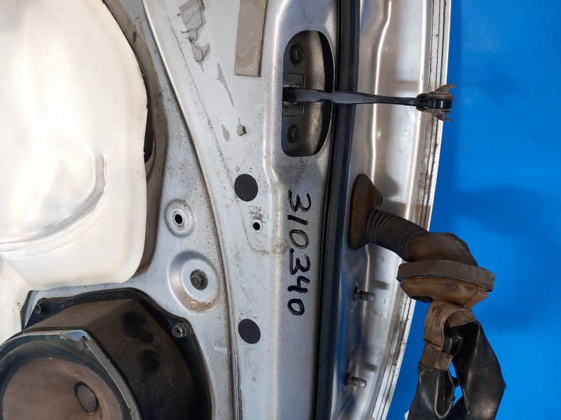 Door limiter NISSAN PATHFINDER R51 04-14 2004 Left. Front.
