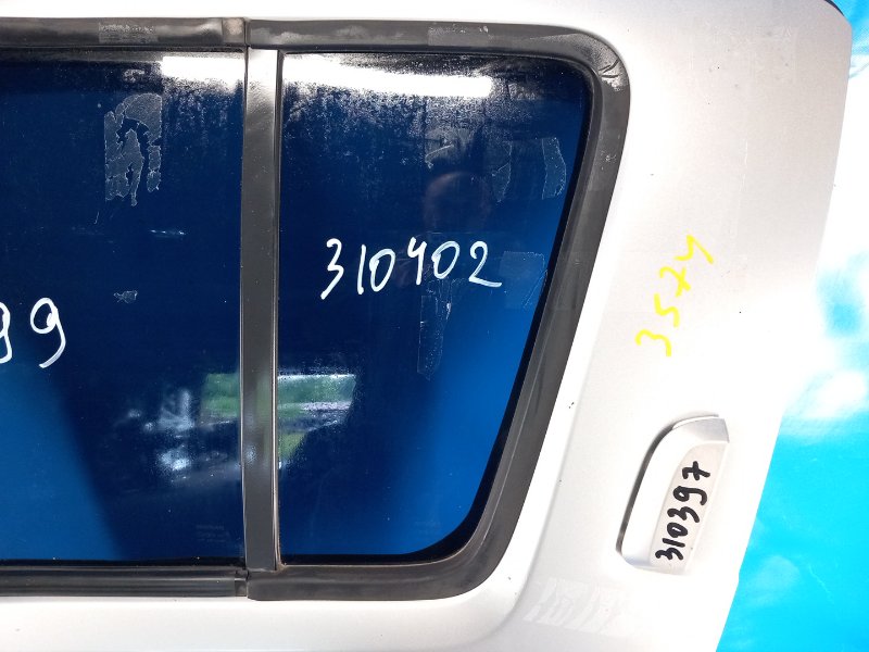 Door glass blind NISSAN PATHFINDER R51 04-14 2004 Left. Rear.