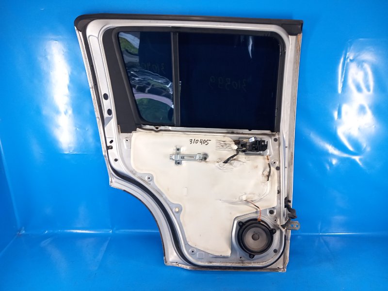 Door NISSAN PATHFINDER R51 04-14 2004 Left. Rear.