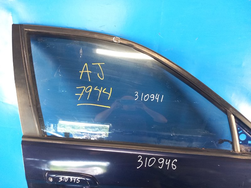 Door glass HONDA CIVIC ES 00-05 2005 Right Front.