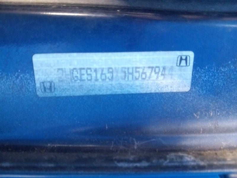 Door HONDA CIVIC ES 00-05 2005 Left. Front.