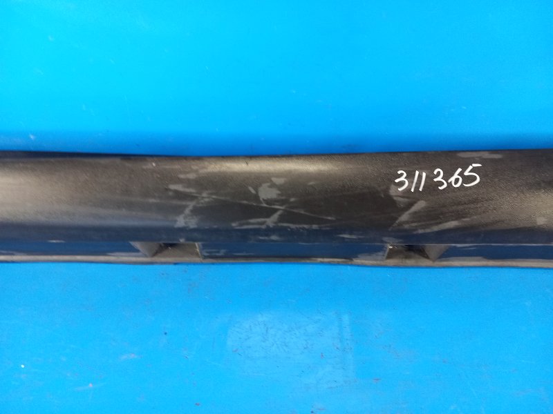 Outer door sill trim FORD FOCUS 10-18 2017 Left.