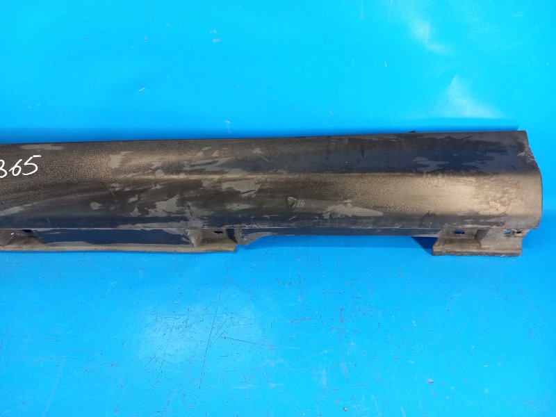 Outer door sill trim FORD FOCUS 10-18 2017 Left.