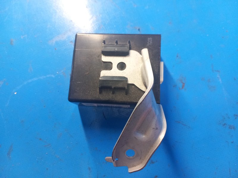 Toyota Prius Plus 11-14 2013 Audible Buzzer