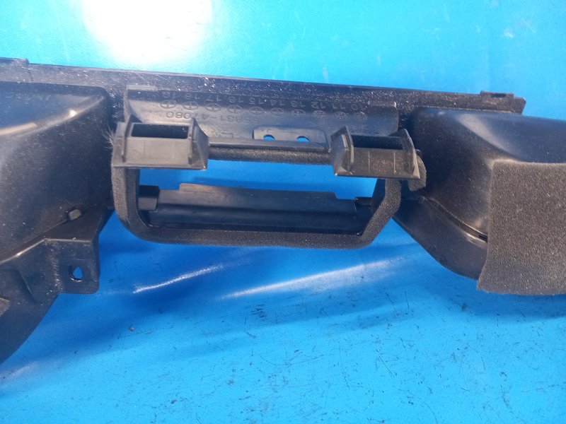 Toyota Prius Plus 11-14 2013 Cabin Air Vent