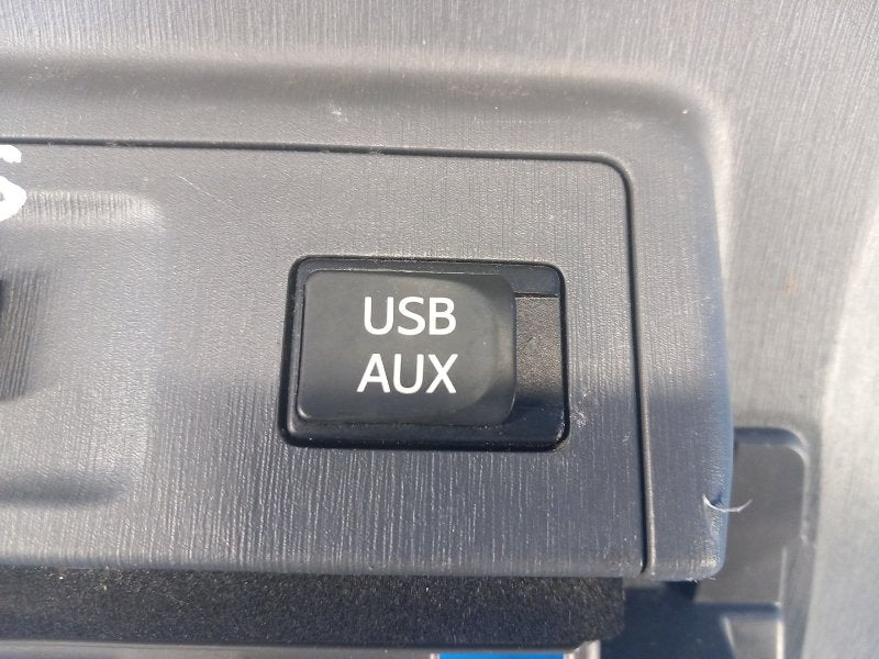 USB adapter TOYOTA PRIUS PLUS 11-14 2013