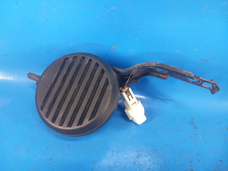 Toyota Prius Plus 11-14 2013 Signal