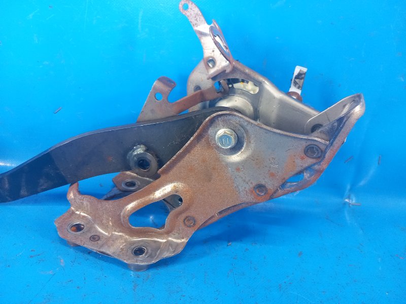 Brake pedal for Toyota Prius Plus 11-14 2013