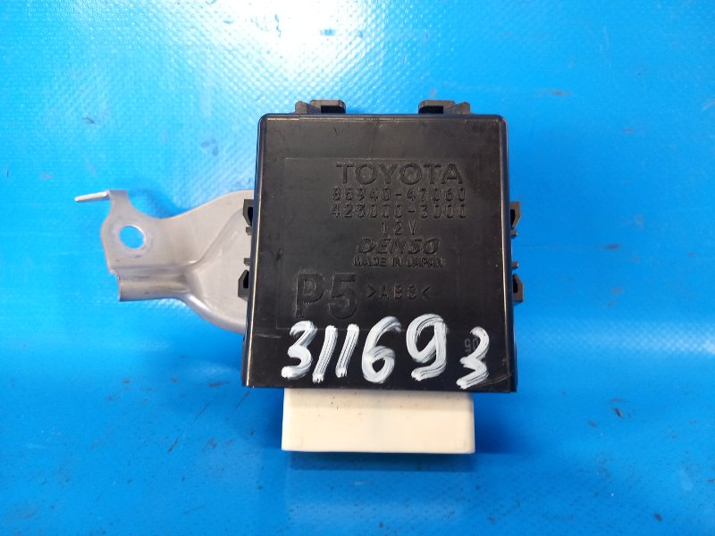 Windshield wiper control unit for Toyota Prius 16-2016