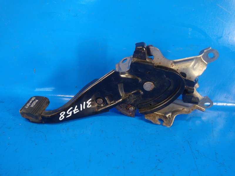 Parking brake pedal Toyota Prius - 20 03-11 2006