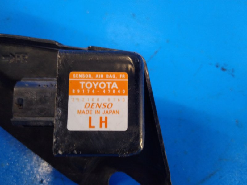 Impact sensor TOYOTA PRIUS - 20 03-11 2006 Left. Front.