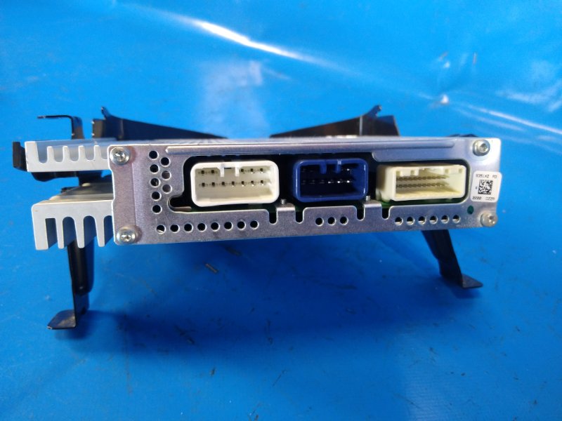 Toyota Prius Audio Amplifier - 09/30/2010