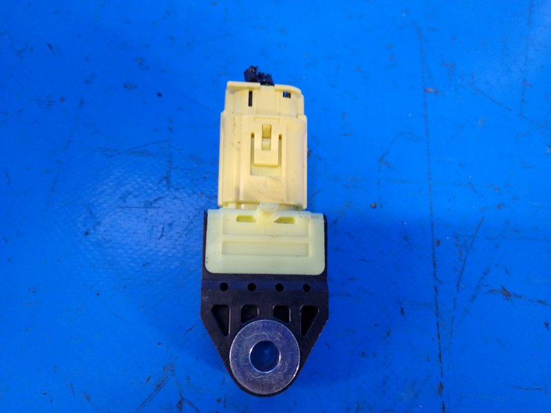 Toyota Prius shock sensor - 09/30-17/2010