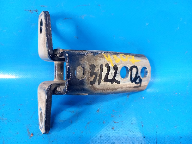 Lower door hinge MITSUBISHI OUTLANDER GF 12- 2013 Left. Front.