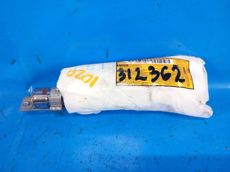 Seat airbag TOYOTA PRIUS - 30 09-17 2012 Left. Front.