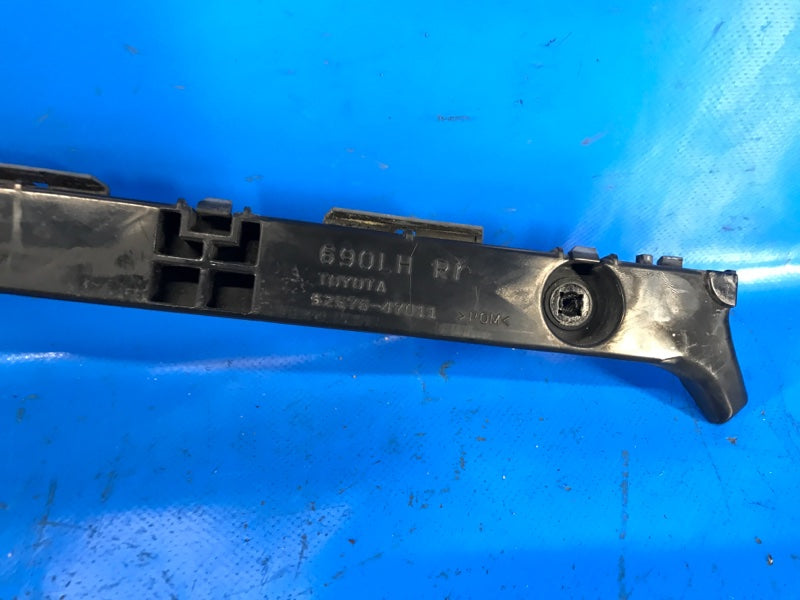 Rear bumper bracket TOYOTA PRIUS - 20 03-11 2006 Left.